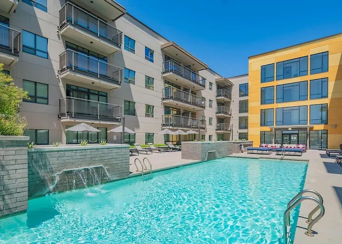 Fancy 1bd - Dt Phx - Parkin, Gym, Pool - Sleeps 6 *