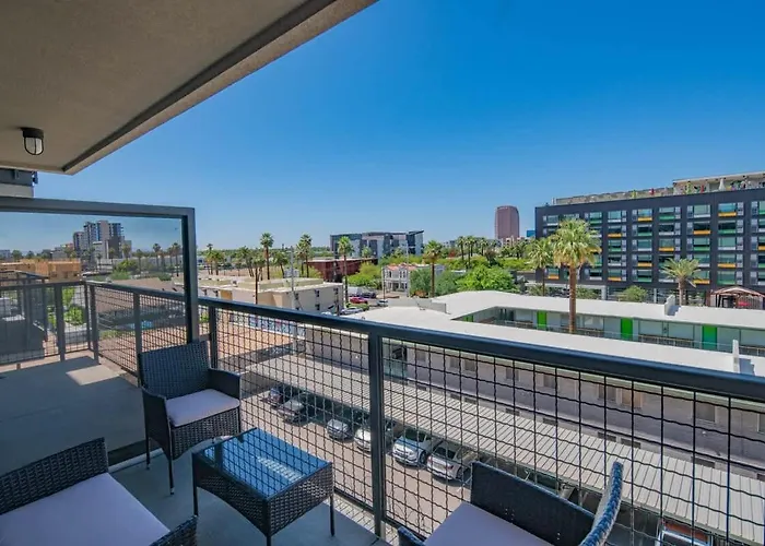 Fancy 1bd - Dt Phx - Parkin, Gym, Pool - Sleeps 6